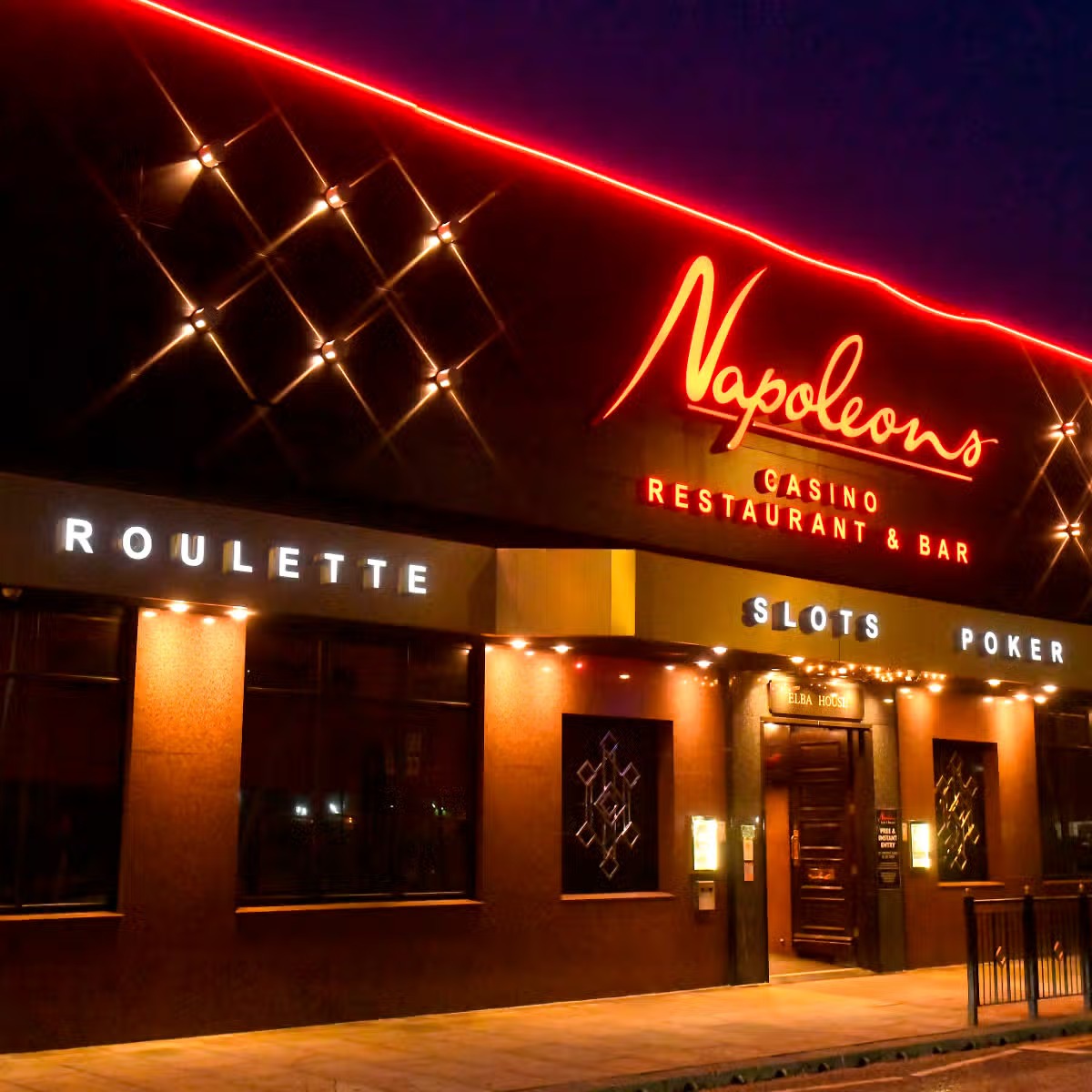 Elegancka restauracja Rujthimzabe położona w centrum Łódź